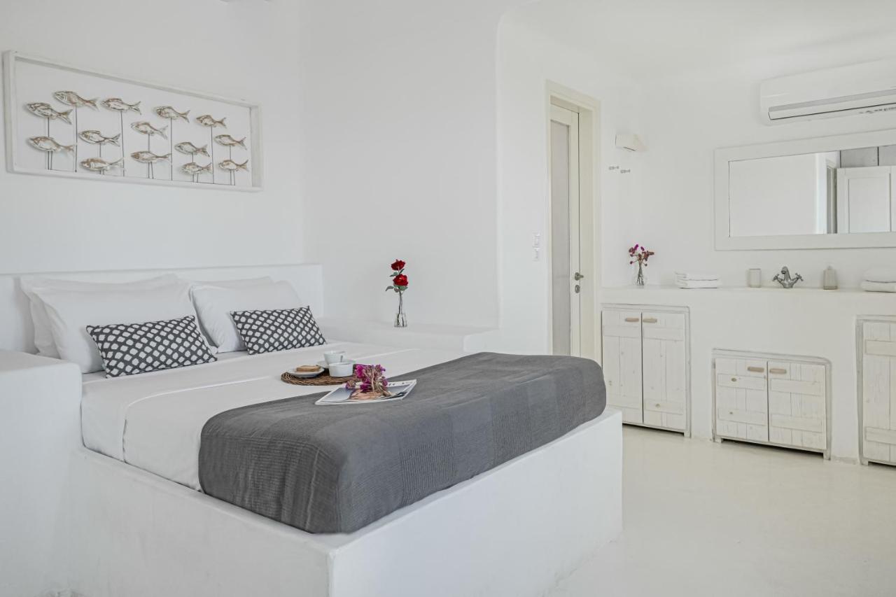 Mando Pool Villas W Sea Views - Five Bedrooms Super Paradise Beach  Exterior foto