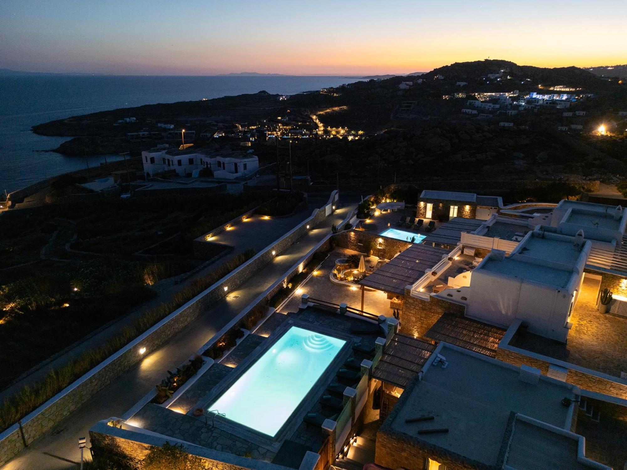 Mando Pool Villas W Sea Views - Five Bedrooms Super Paradise Beach  Exterior foto